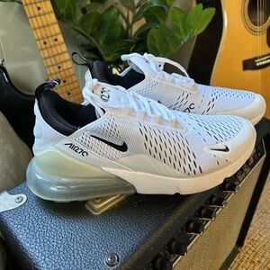 Nike Air Max 270